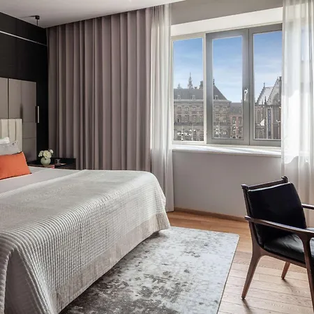 Отель Anantara Grand Krasnapolsky 5*