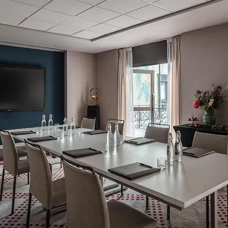 Anantara Grand Krasnapolsky Hotel