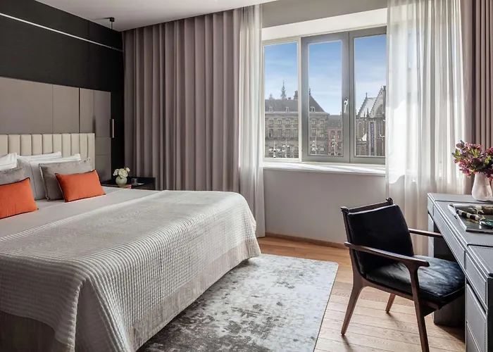 Hotel Anantara Grand Krasnapolsky 5*