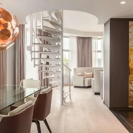 Anantara Grand Krasnapolsky Амстердам